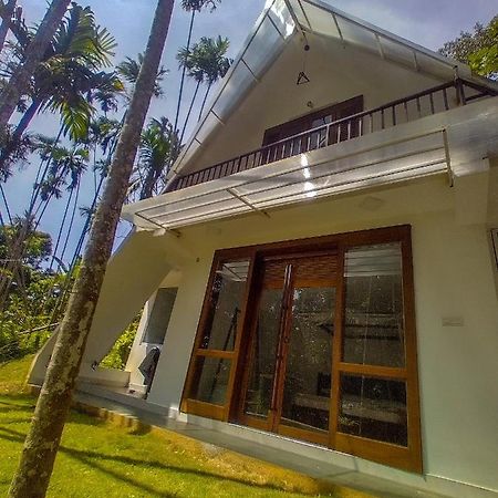 Once In Ella Hotel ภายนอก รูปภาพ