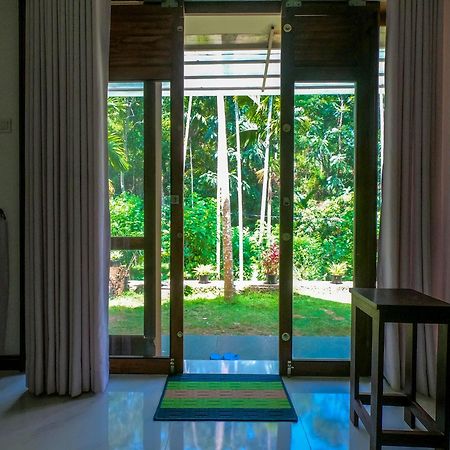 Once In Ella Hotel ภายนอก รูปภาพ