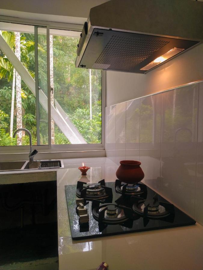 Once In Ella Hotel ภายนอก รูปภาพ